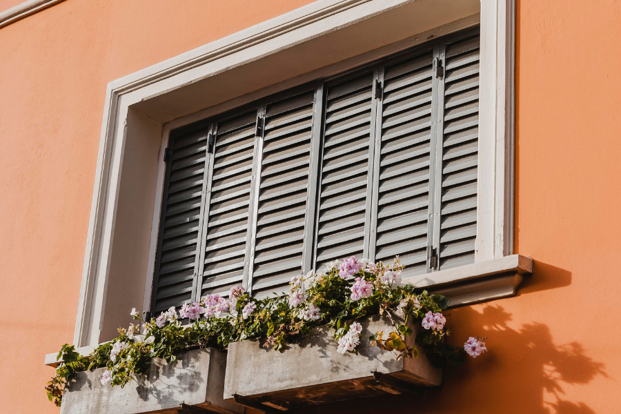 atasi tembok rembes dengan material yang tepat